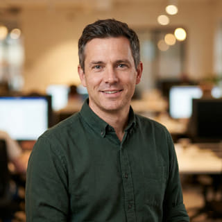 Daniel Carter, identified as Chief Technology Officer at Bold Holdemarion, shown in a profile image