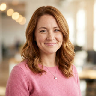 Emily Watson, listed as Head of Customer Support at Bold Holdemarion, in a profile image